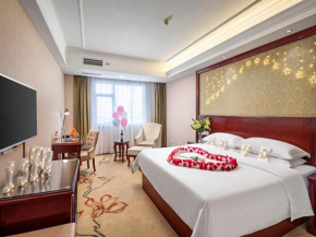 Гостиница Vienna Hotel Guilin North Road  Гуйлинь